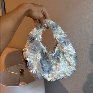 Floral Appliqué Hobo Bag in White and Light Gray